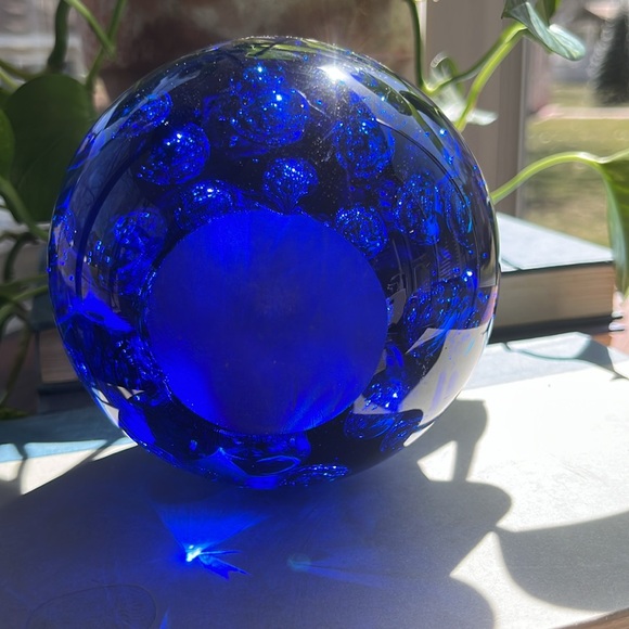 Art Sphere Paperweight Vintage MCM Cobalt Blue Glass Textured Bubbles 5x5 heavy - Picture 9 of 13